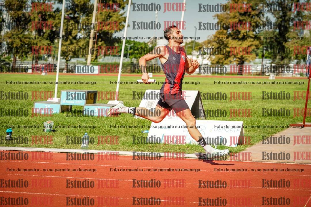 Fotos de las postas 4x400 m llanos de varones