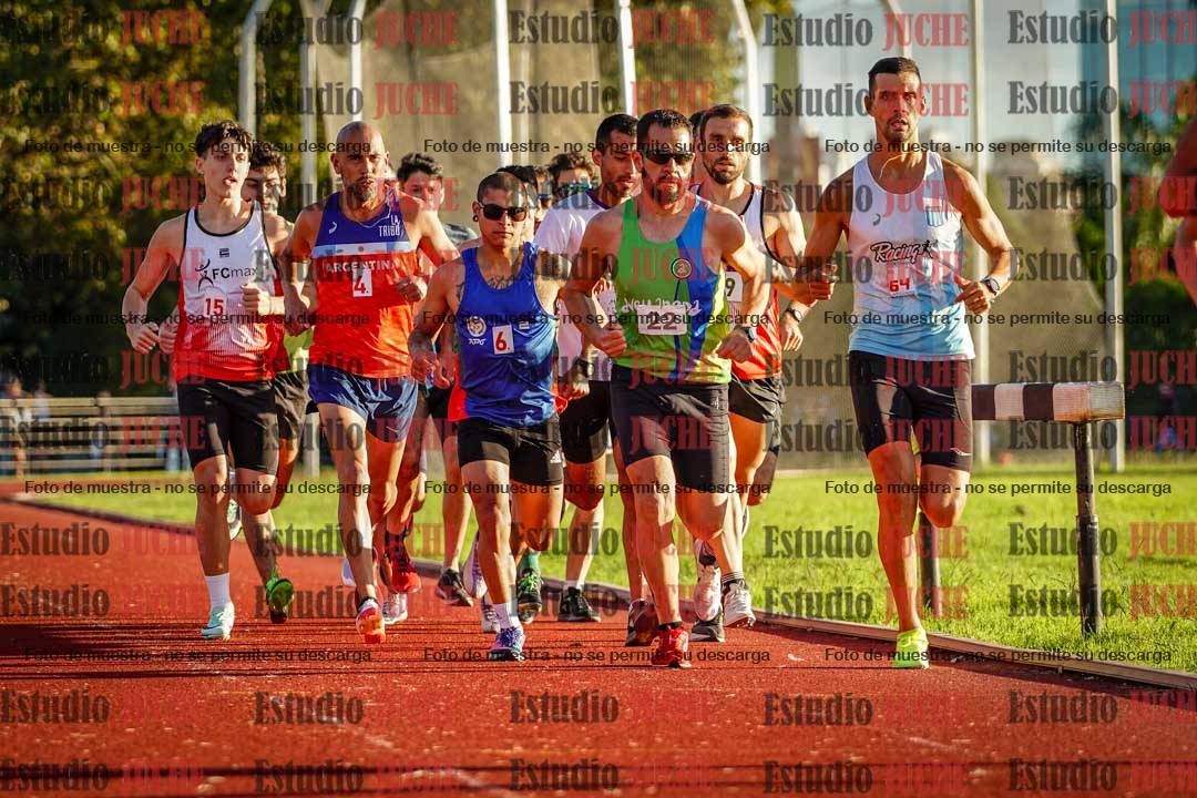 Fotos de los 1500 m llanos de varones