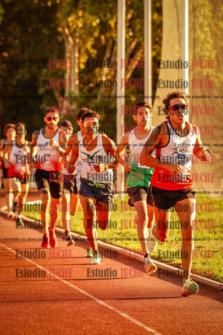 Fotos de los 3000 m llanos de varones