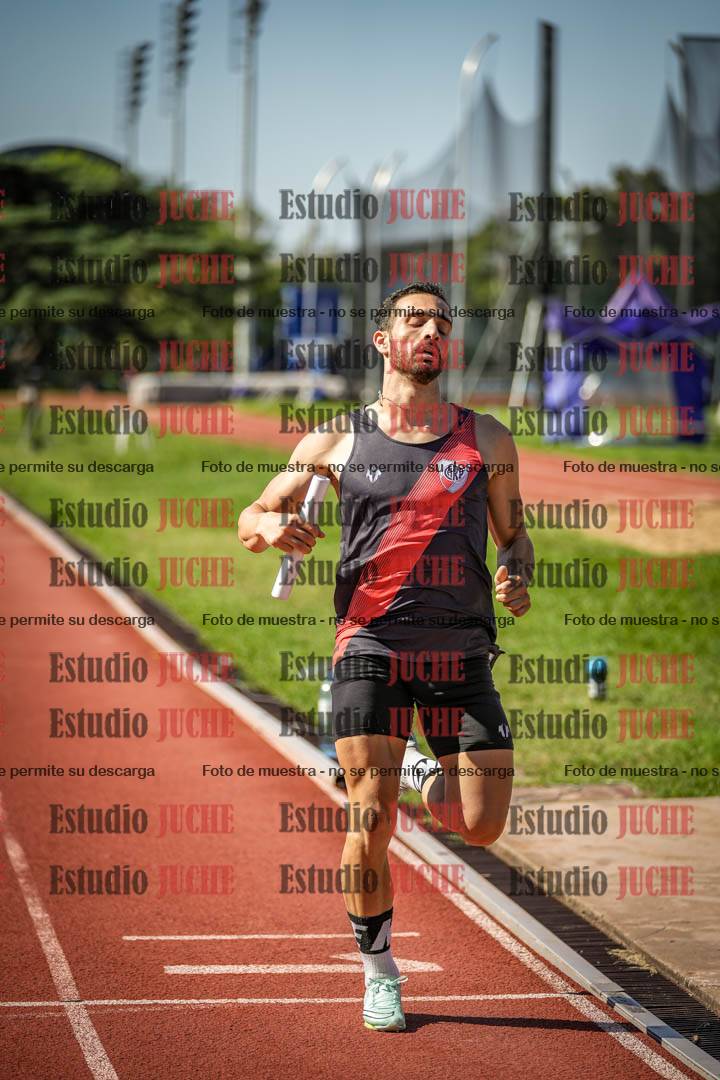 Fotos de las postas 4x400 m llanos de varones