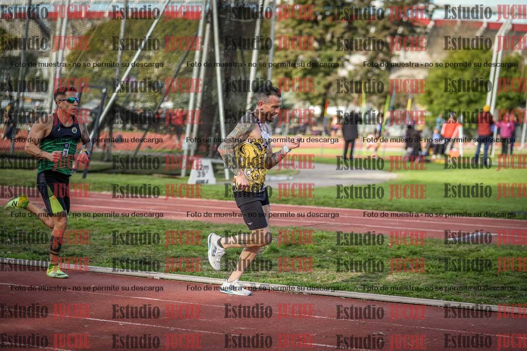 Fotos de los 3000 m llanos de varones