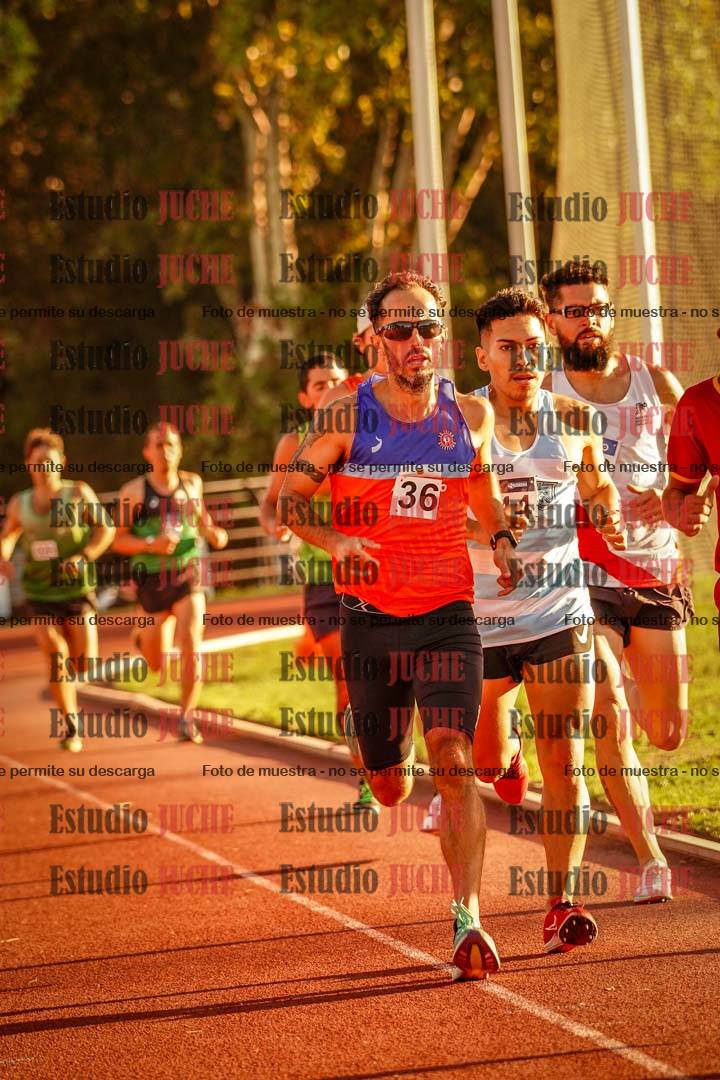 Fotos de los 3000 m llanos de varones