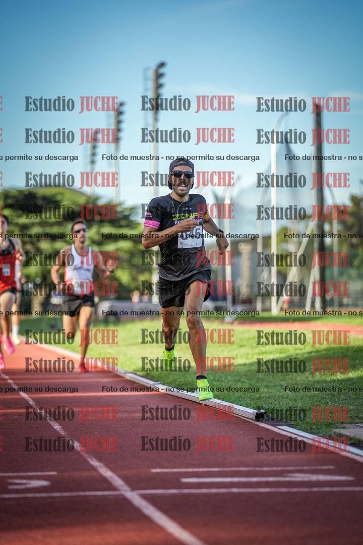Fotos de los 1500 m llanos de varones