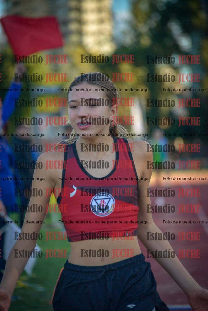 Fotos del salto en largo - mujeres U16