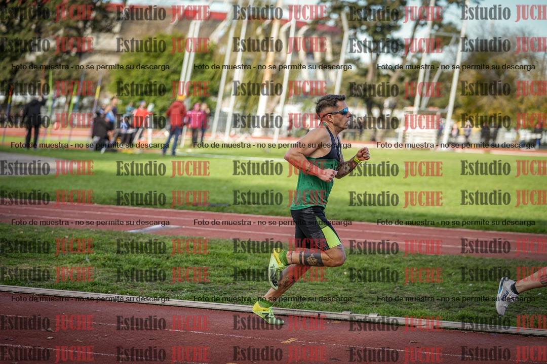 Fotos de los 3000 m llanos de varones