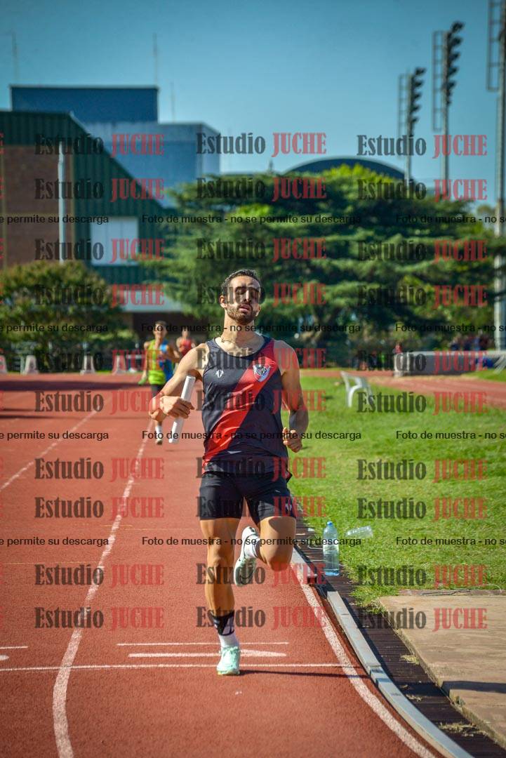 Fotos de las postas 4x400 m llanos de varones