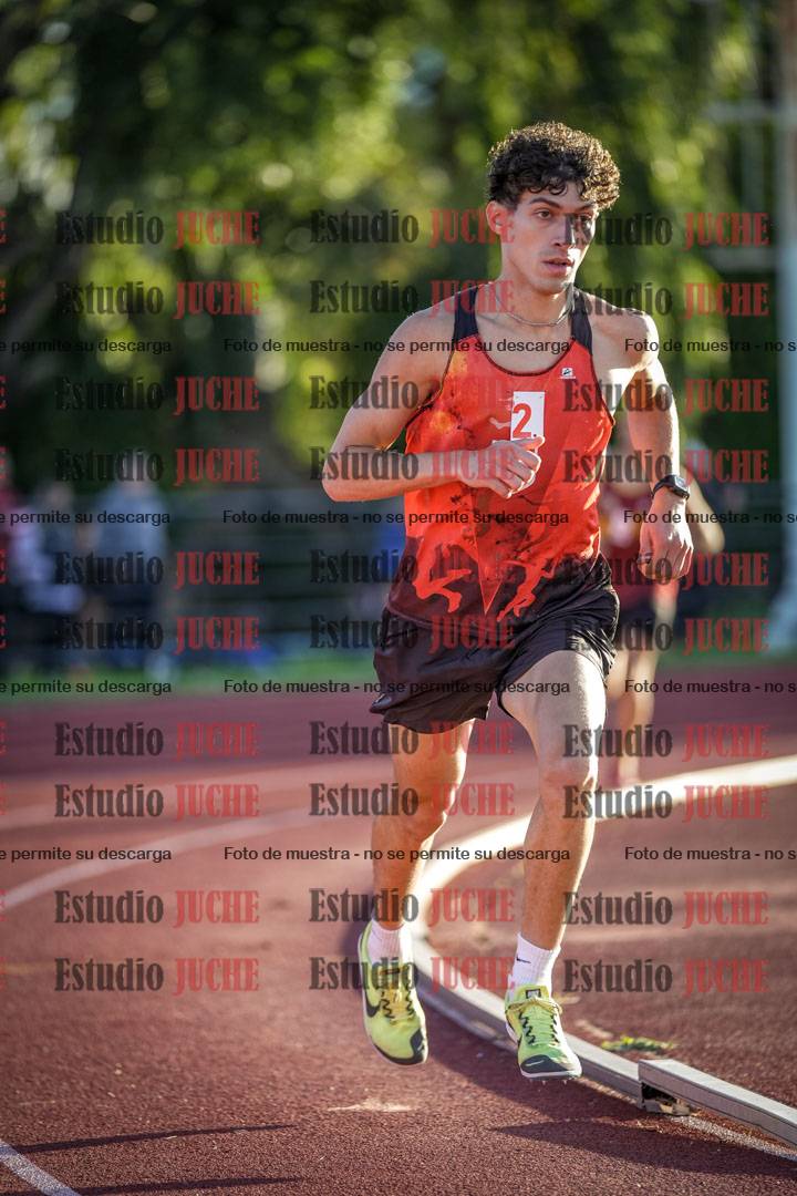 Fotos de los 1500 m llanos de varones