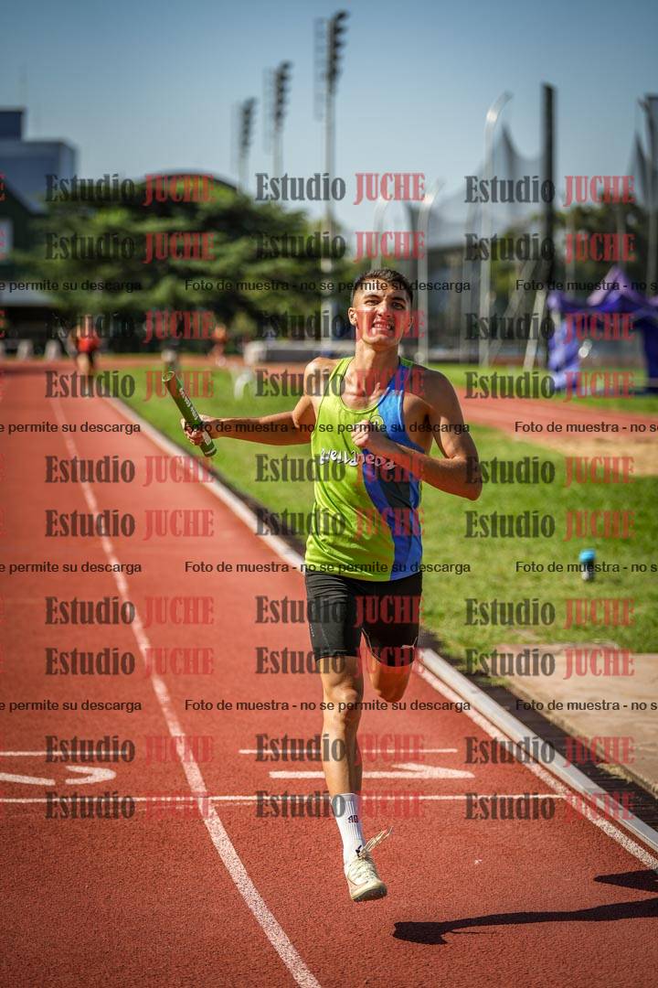 Fotos de las postas 4x400 m llanos de varones