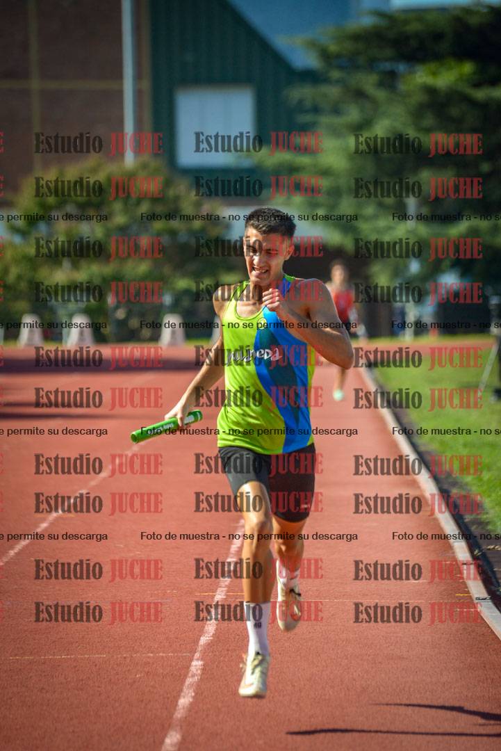 Fotos de las postas 4x400 m llanos de varones