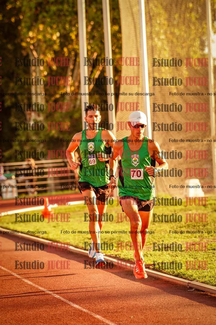 Fotos de los 3000 m llanos de varones