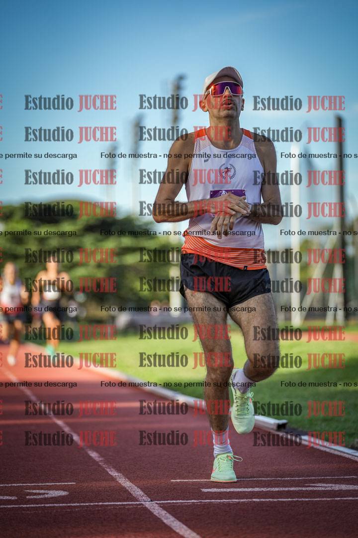 Fotos de los 1500 m llanos de varones