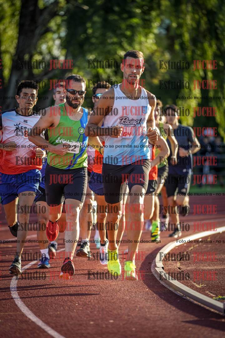 Fotos de los 1500 m llanos de varones
