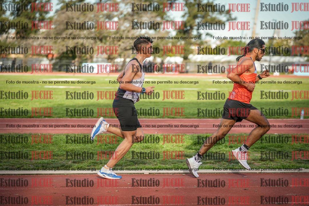 Fotos de los 3000 m llanos de varones