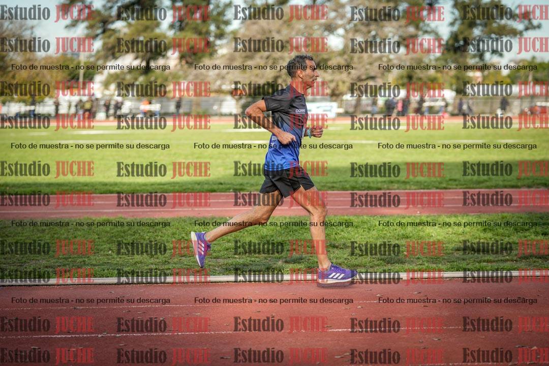 Fotos de los 3000 m llanos de varones