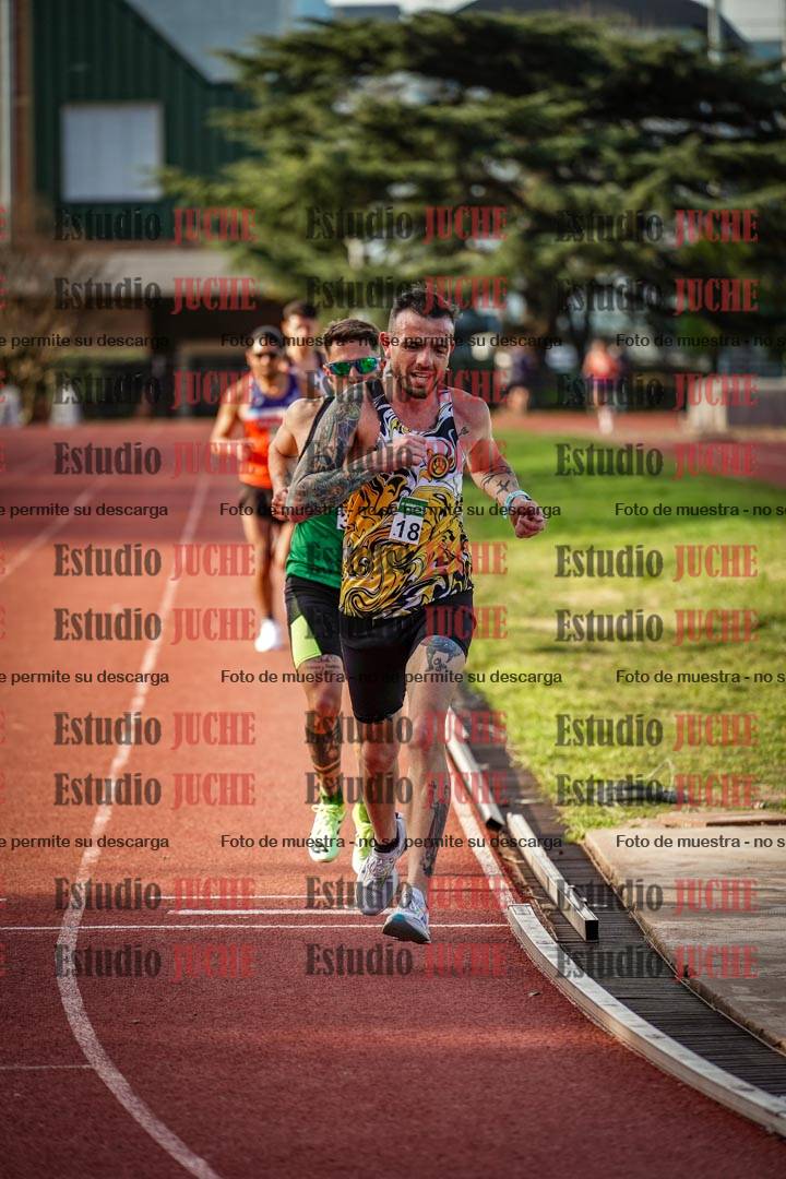 Fotos de los 3000 m llanos de varones