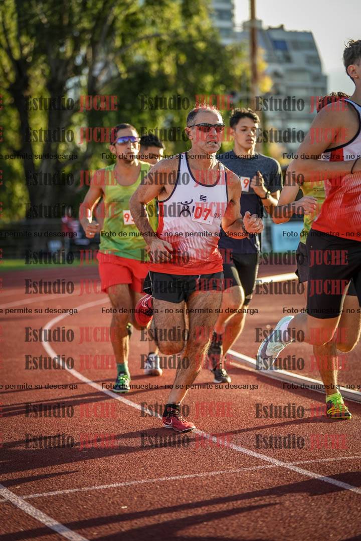 Fotos de los 1500 m llanos de varones