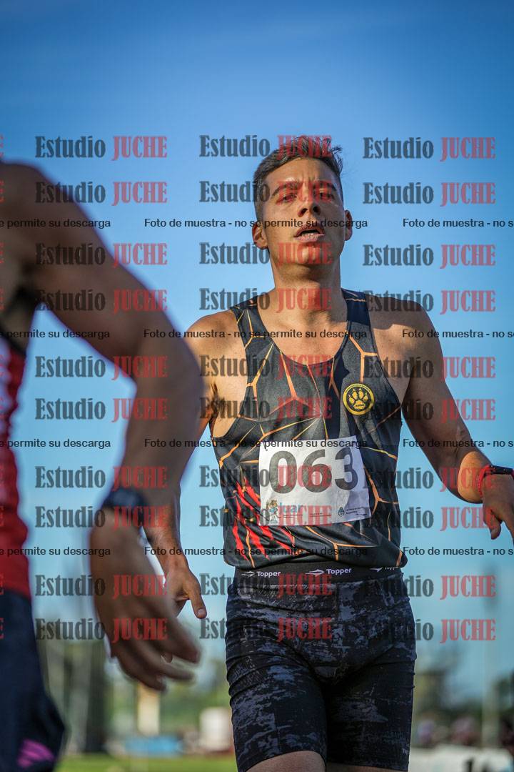 Fotos de los 1500 m llanos de varones