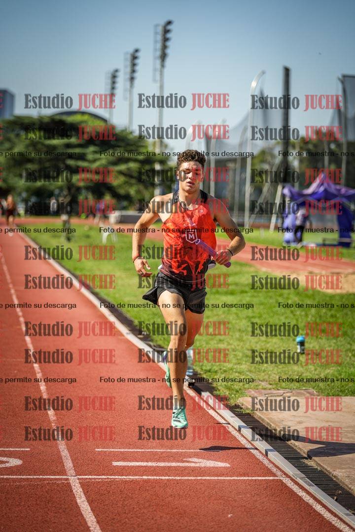 Fotos de las postas 4x400 m llanos de varones