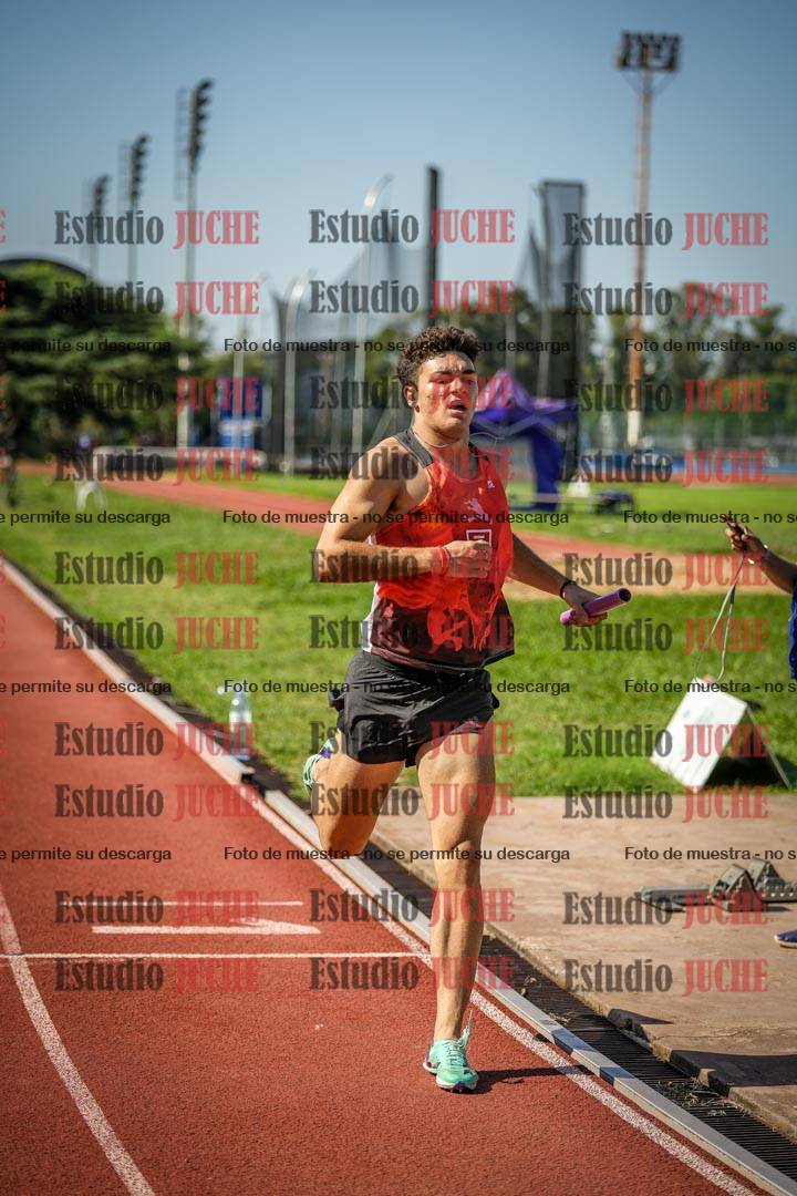 Fotos de las postas 4x400 m llanos de varones