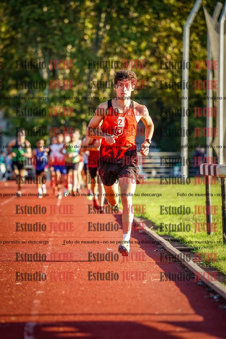 Fotos de los 1500 m llanos de varones