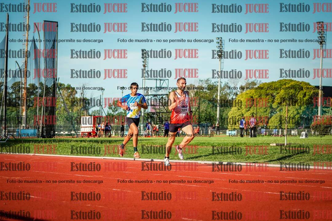 Fotos de los 1500 m llanos de varones