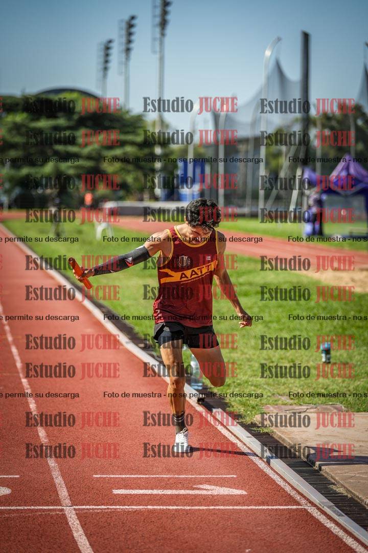 Fotos de las postas 4x400 m llanos de varones