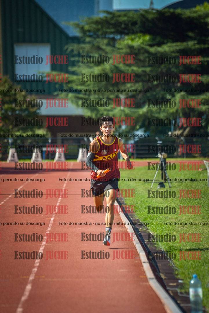 Fotos de las postas 4x400 m llanos de varones