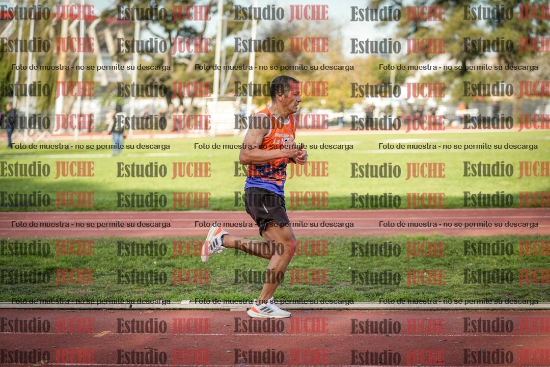 Fotos de los 3000 m llanos de varones