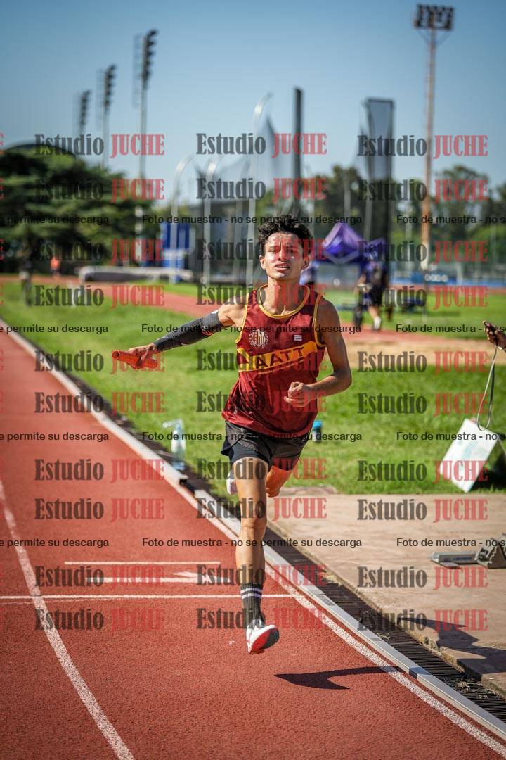 Fotos de las postas 4x400 m llanos de varones