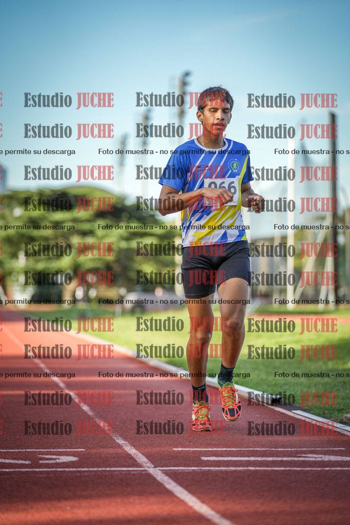 Fotos de los 1500 m llanos de varones