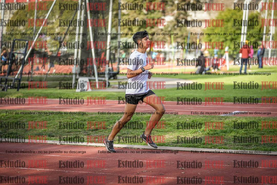Fotos de los 3000 m llanos de varones