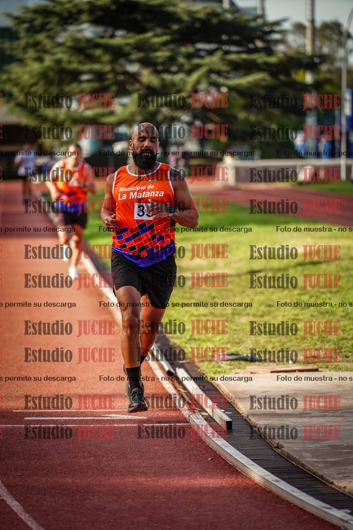Fotos de los 3000 m llanos de varones