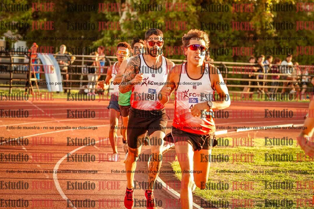 Fotos de los 3000 m llanos de varones