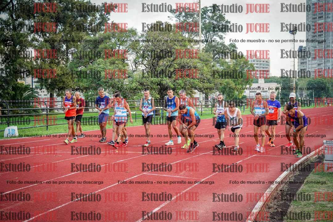 Fotos de los 3000 m llanos de varones