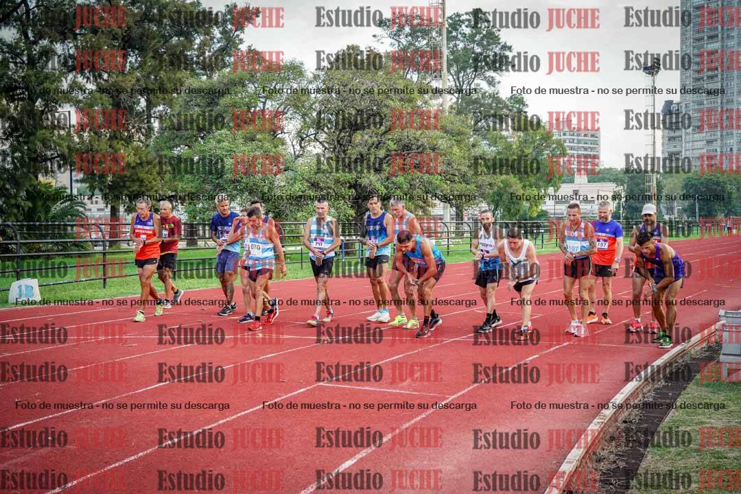 Fotos de los 3000 m llanos de varones