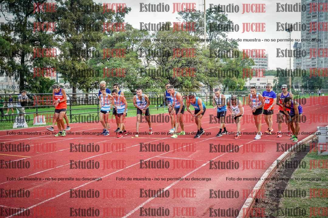 Fotos de los 3000 m llanos de varones