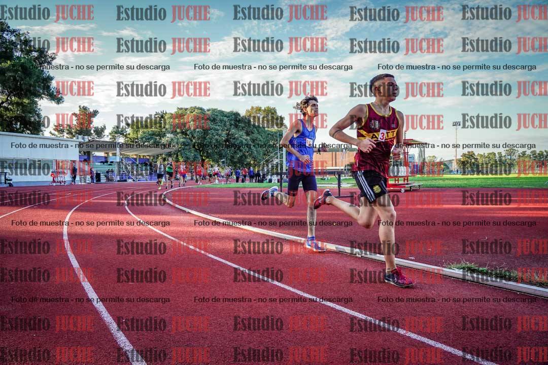 Fotos de los 1500 m llanos de varones