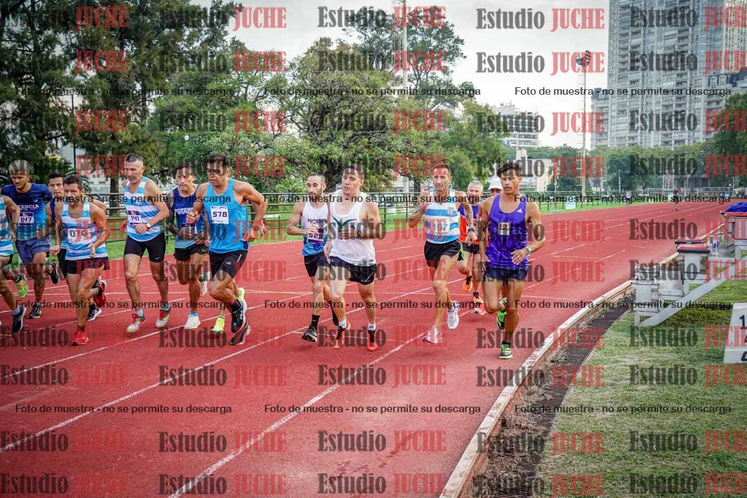Fotos de los 3000 m llanos de varones