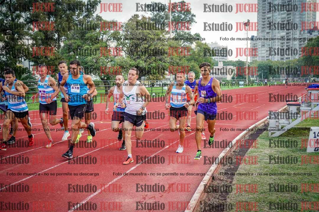 Fotos de los 3000 m llanos de varones