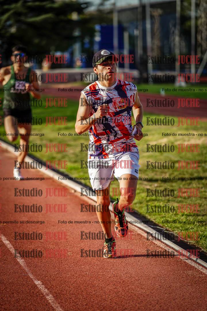 Fotos de los 3000 m llanos de varones