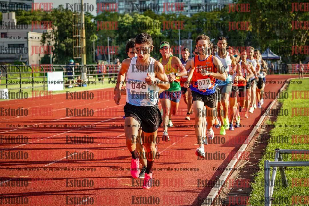 Fotos de los 1500 m llanos de varones