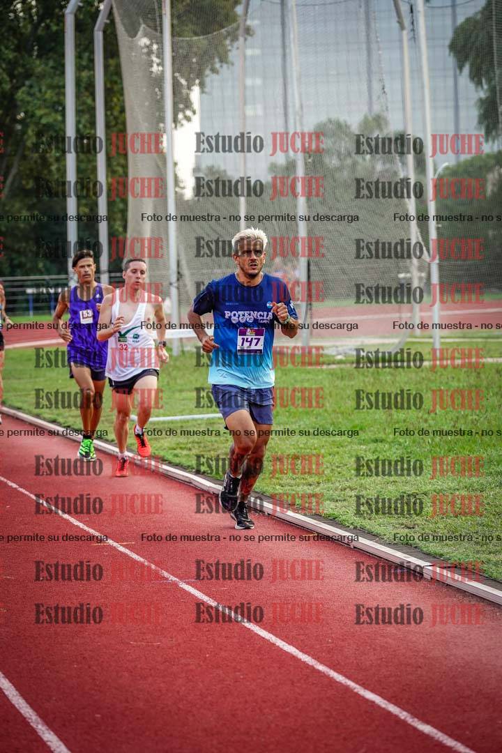 Fotos de los 3000 m llanos de varones