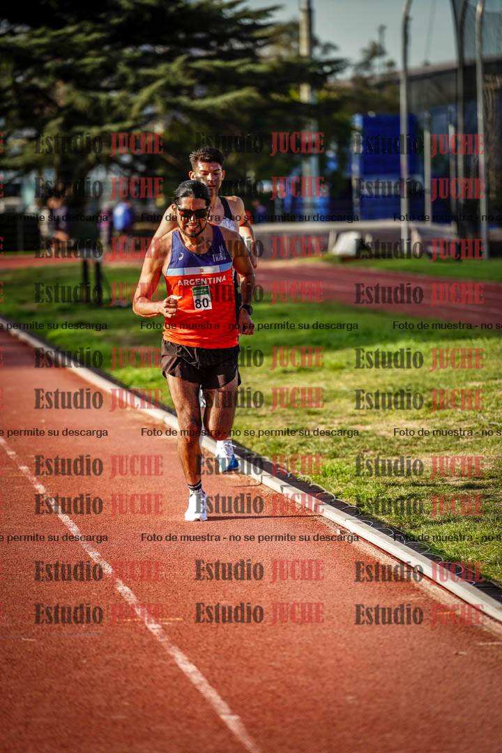 Fotos de los 3000 m llanos de varones