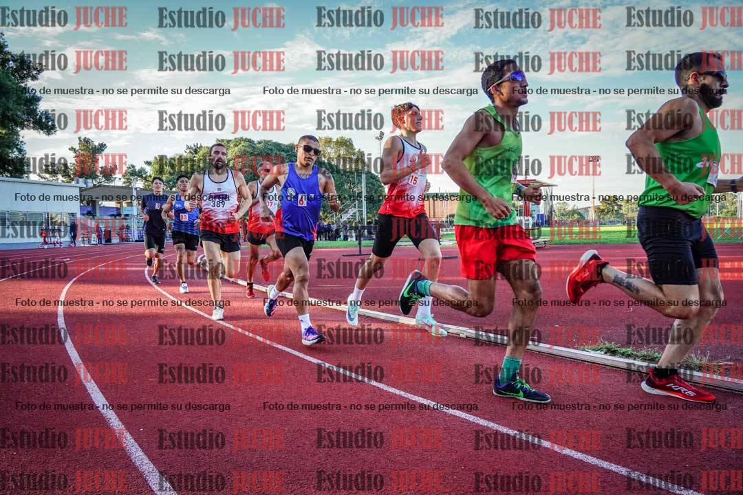 Fotos de los 1500 m llanos de varones