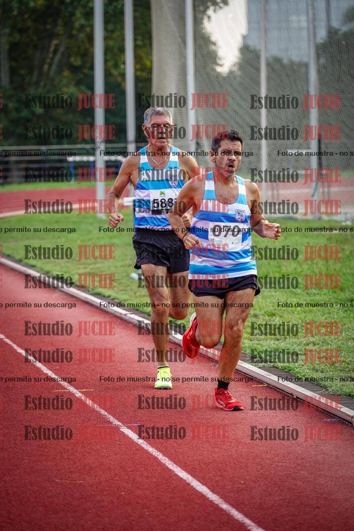 Fotos de los 3000 m llanos de varones