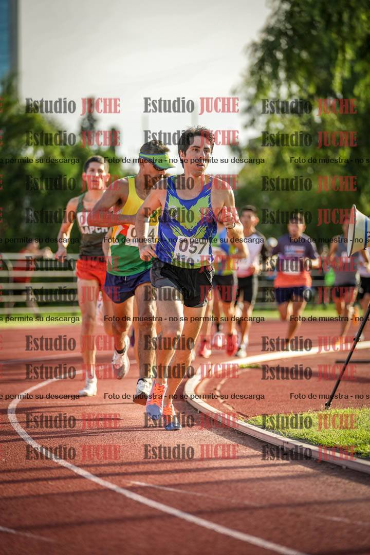 Fotos de los 1500 m llanos de varones