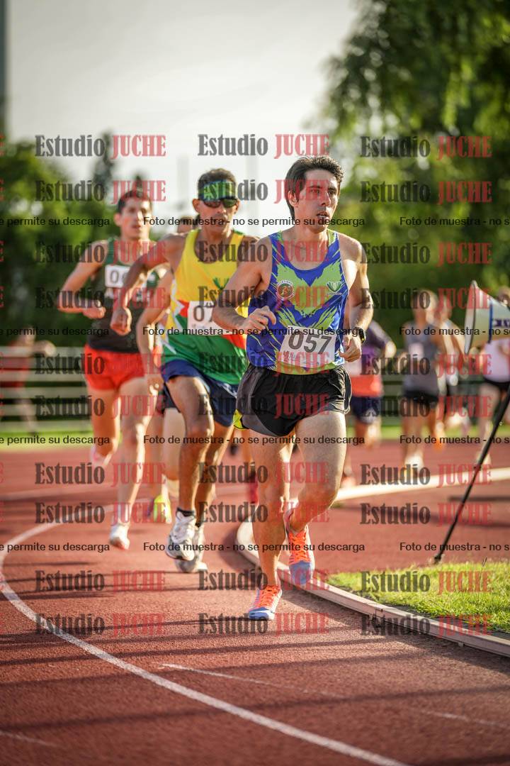 Fotos de los 1500 m llanos de varones