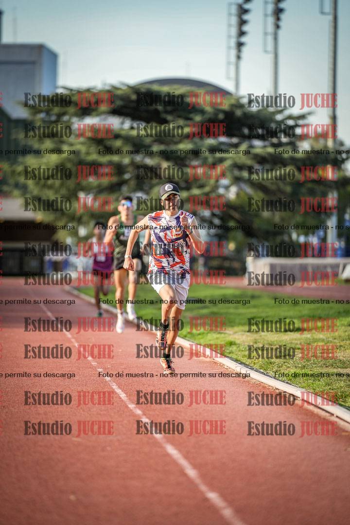 Fotos de los 3000 m llanos de varones