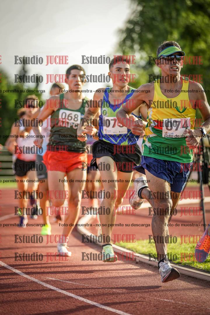 Fotos de los 1500 m llanos de varones