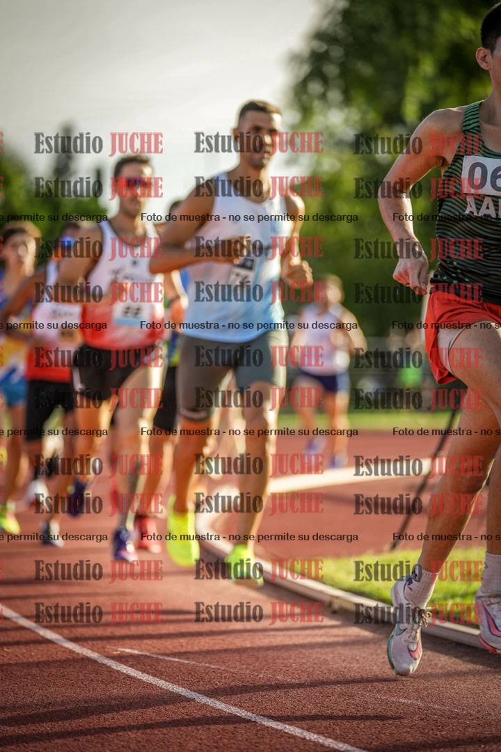 Fotos de los 1500 m llanos de varones